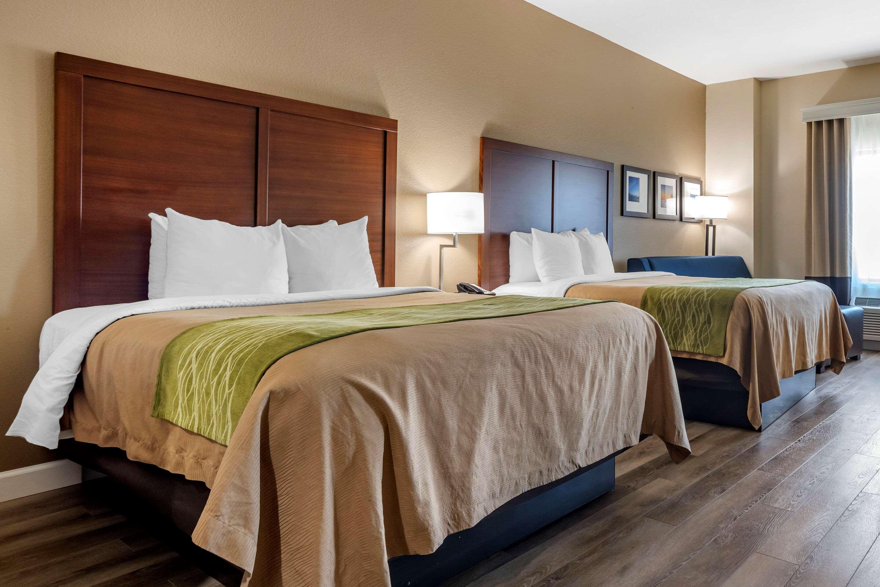Comfort Inn & Suites Fort Walton Beach Exterior photo